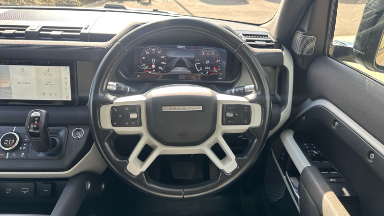 Land Rover Defender 3.0 D300 SE 110 5dr Auto Diesel Estate